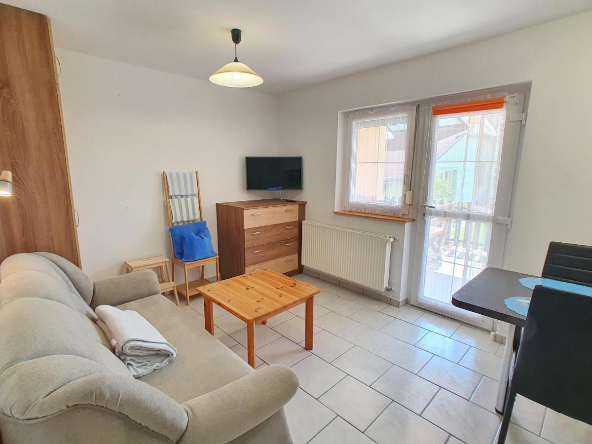 פוניארצוושהג' Krisztian Apartmanhaz מראה חיצוני תמונה
