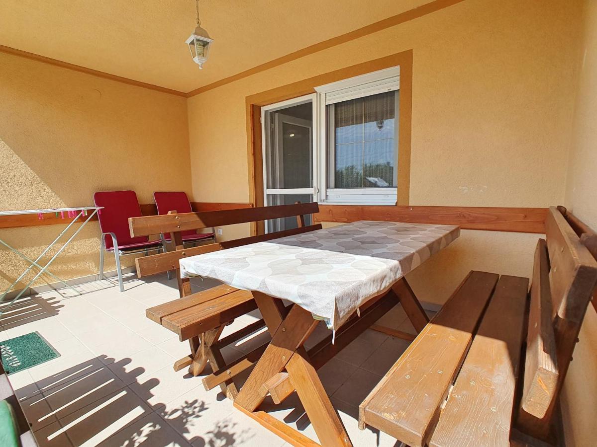 פוניארצוושהג' Krisztian Apartmanhaz מראה חיצוני תמונה